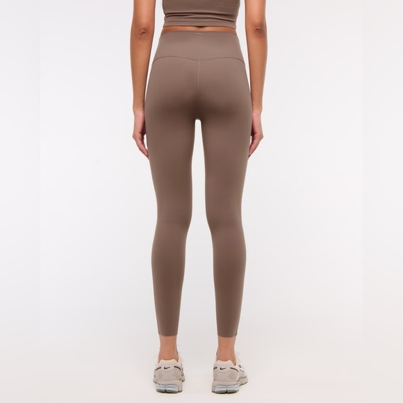 Abercrombie & Fitch Leggings con largo de 7/8 YPB studio Length - Picture 2 of 12